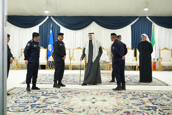 النائب الأول لرئيس مجلس الوزراء ووزير الداخلية يتفقد النقطة الأمنية الرئيسية ويطلع على جاهزية غرفة العمليات الميدانية خلال الاحتفالات بالأعياد الوطنية