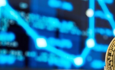 ارتفاع العملات المشفرة.. والبيتكوين تقترب من 68 ألف دولار