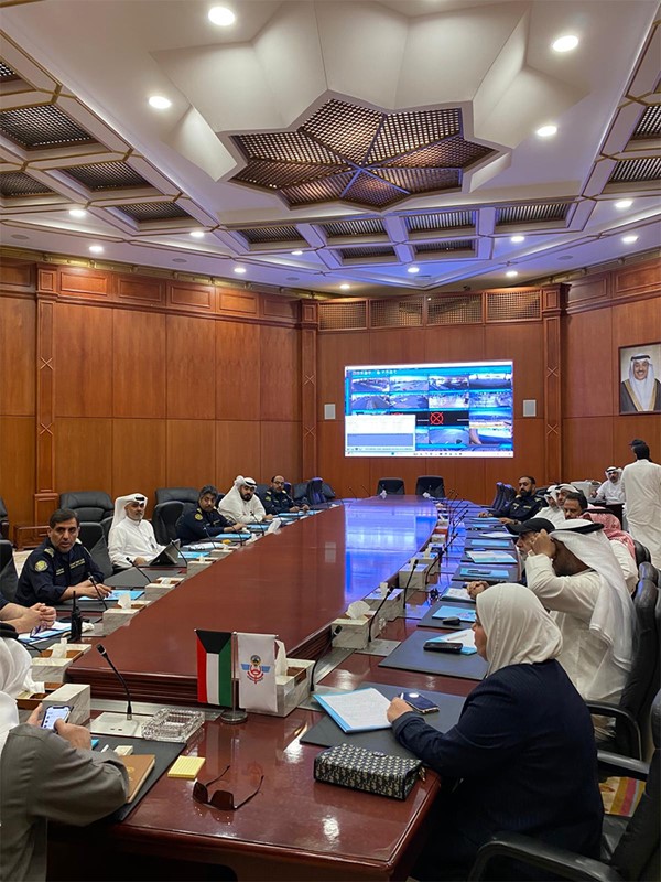 «الجمارك» : مراجعة خطط الطوارئ وآليات الاستجابة السريعة وتعزيز التنسيق بين مختلف القطاعات الجمركية لمواجهة التحديات الأمنية واللوجستية