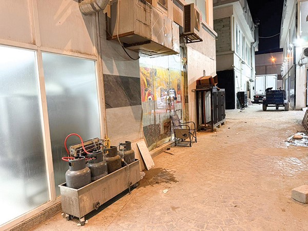  تواجد سلندرات غاز في مواقع غير مؤهلة استوجب مخالفة غلق إداري
