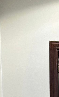 ضبط آسيوي متلبساً بالاتجار في الخمور المحلية بـ «حولي»