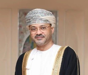وزير الخارجية العماني: باب الديبلوماسية لا يزال مفتوحاً لحل النزاع الأميركي - الإيراني