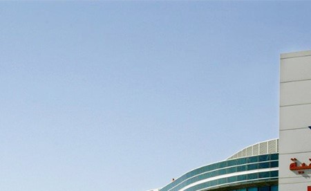 «البترول الوطنية» و«كيبك»: سقوط بعض الشظايا في مصفاة الأحمدي ما أسفر عن إصابة طفيفة لإثنين من العاملين