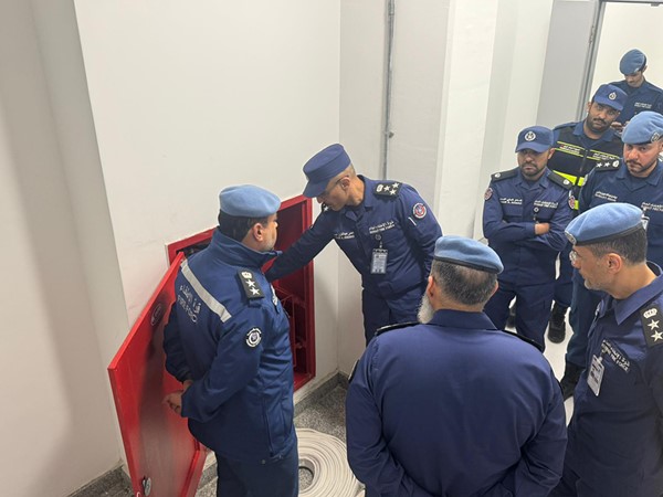 نائب رئيس قوة الإطفاء العام للحماية المدنية بالتكليف يتفقد نقاط التأمين التابعة للقوة