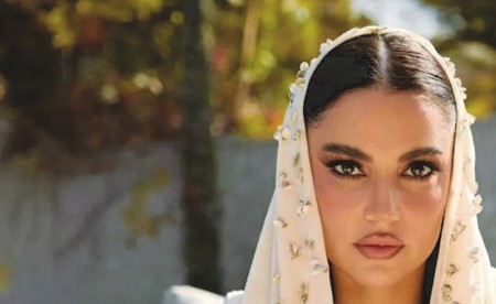 درة تعتذر للصحافيين والإعلاميين