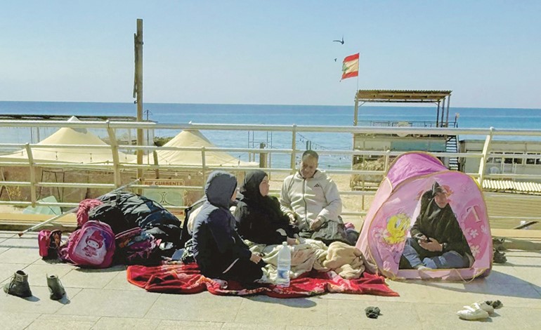 تجاهل قرارات الحكومة واستمرار إطلاق الصواريخ رياح معاكسة بين الدولة و الحزب 