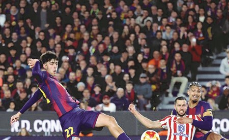 «الأتلتي» يُفشل «ريمونتادا» برشلونة.. وسيميوني: عانينا وحققنا الأهم