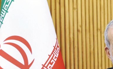 بزشكيان: نعتذر من الدول المجاورة ومجلس القيادة المؤقت قرر عدم مهاجمتها ما لم تتم مهاجمتنا من أراضيها