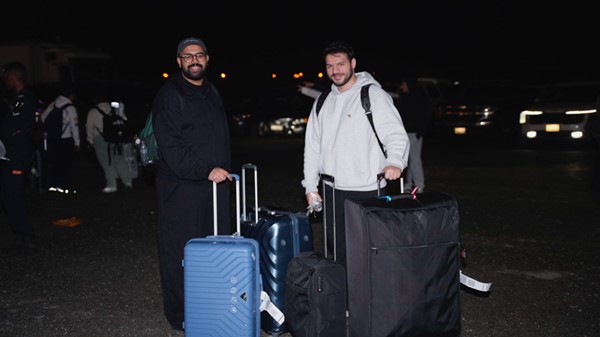 "الكويتية": مسافرو الرحلة المخصصة لنقل المواطنين العائدين من مانشستر عبر مطار الدمام يصلون إلى حدود الكويت