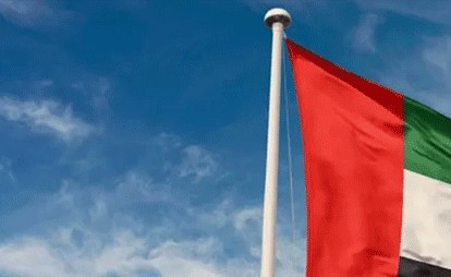 الإمارات: الدفاعات الجوية تعاملت مع تهديدات صاروخية ومسيرات قادمة من إيران