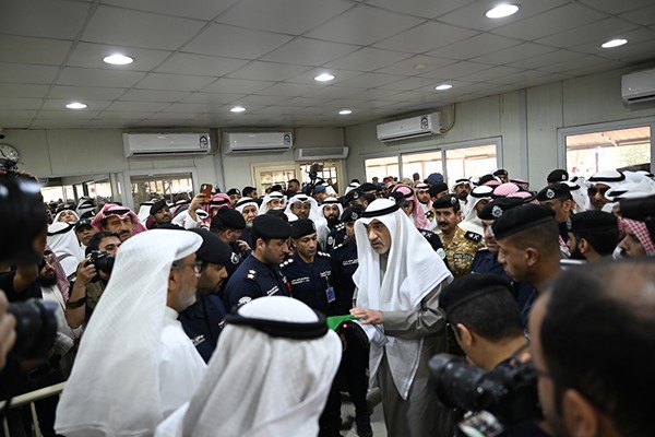 النائب الأول تقدّم مشيّعي شهيدي الواجب المقدم ركن عبدالله الشراح والرائد فهد المجمد
