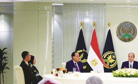 السيسي: ندين العدوان على أشقائنا العرب وندعو لوقف الحرب والبحث عن الحلول السلمية