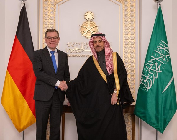 وزير الخارجية السعودي يهاتف نظيره الأميركي ويستقبل نظيره الألماني لبحث استمرار الاعتداءات الإيرانية الغاشمة