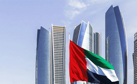 الدفاعات الجوية الإماراتية تتعامل مع اعتداءات صاروخية وطائرات مسيّرة إيرانية