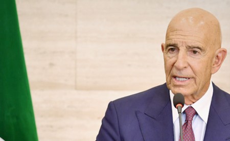 المبعوث الأميركي يرحب بإعادة تفعيل حساب المصرف المركزي لدى «الاحتياطي الفيدرالي»