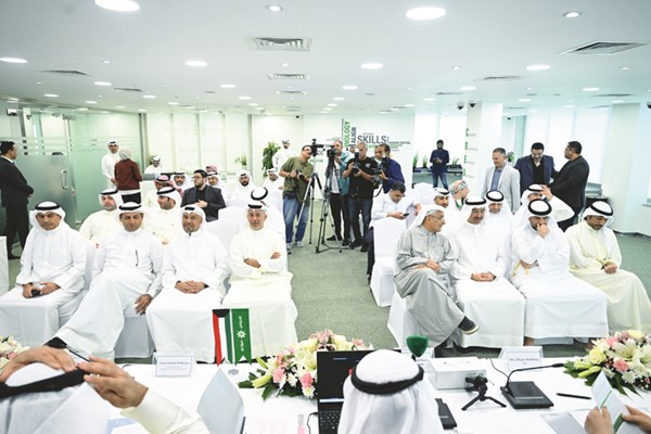 أحمد الدعيج: أداء التجاري متميز بمزيج متنوع للأعمال