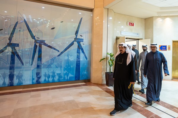 رئيس الوزراء تفقد مبنى «الكهرباء والماء»: دعم الحكومة الكامل لكل تدابير الحفاظ على استدامة الخدمات الحيوية
