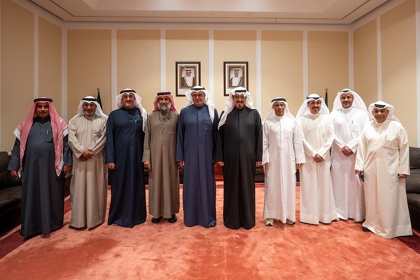 رئيس الوزراء تفقد مبنى «الكهرباء والماء»: دعم الحكومة الكامل لكل تدابير الحفاظ على استدامة الخدمات الحيوية