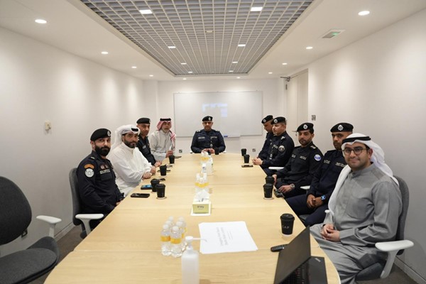 ‏وكيل وزارة الداخلية يتفقد عدداً من المجمعات التجارية للوقوف على خطط الدفاع المدني وإجراءات الطوارئ