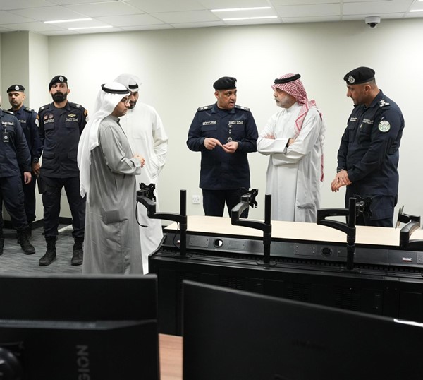 ‏وكيل وزارة الداخلية يتفقد عدداً من المجمعات التجارية للوقوف على خطط الدفاع المدني وإجراءات الطوارئ