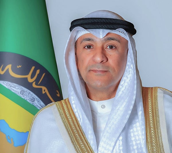 أمين عام «مجلس التعاون» يشيد بكفاءة القوات المسلحة الخليجية في التصدي للهجمات الإيرانية