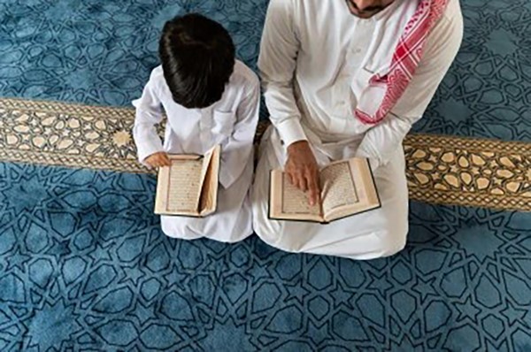 كيف نشجع أبناءنا على حفظ القرآن الكريم؟