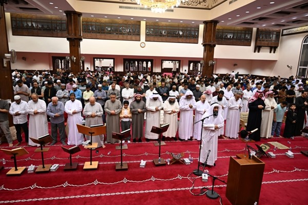 مساجد الكويت أحيت ليلة الـ28 من رمضان بالدعاء أن يحفظ الله البلاد
