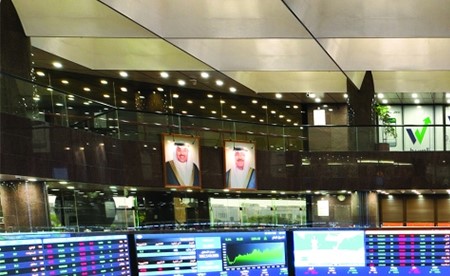 بورصة الكويت تستقطب 36.7 مليون دينار سيولة أجنبية.. رغم الحرب