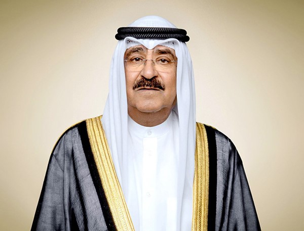 الأمير هنّأ المواطنين والمقيمين بالعيد: لينعم الجميع فيه بالمحبة والهناء