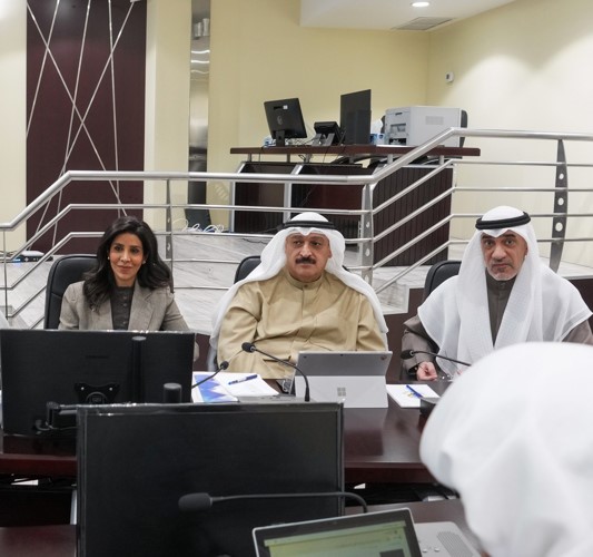 الشيخ فهد اليوسف ود.أحمد العوضي ود.نورة المشعان