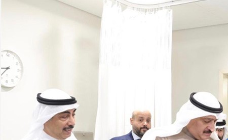 وزير الصحة تفقد مستشفيي الفروانية والجهراء: جاهزية المنظومة الصحية واستمرار تقديم الخدمات بكفاءة عالية