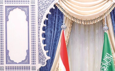 الرئيس المصري وملك البحرين وولي عهد السعودية يدينون الاعتداءات الإيرانية السافرة والمستمرة