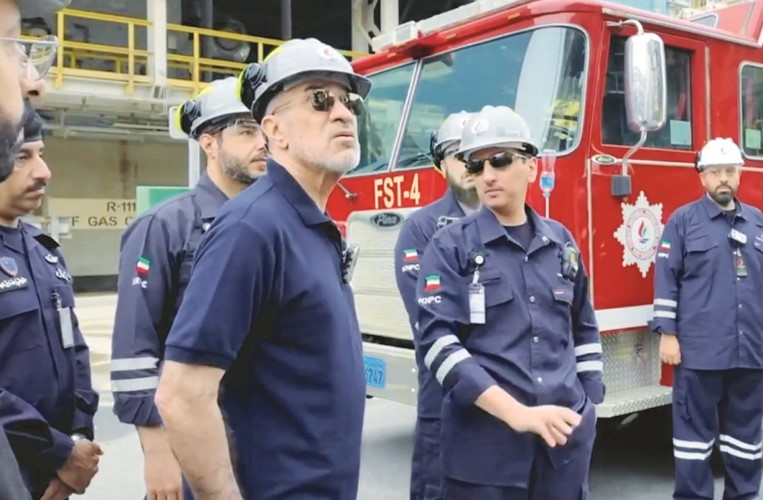 الشيخ فهد اليوسف خلال جولته التفقدية