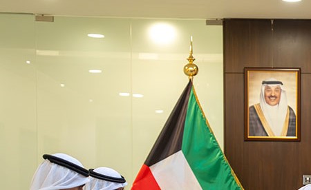 رئيس الوزراء بحث الإجراءات المالية المطلوبة للمرحلة المقبلة بما يضمن تعزيز الاستقرار المالي ومواجهة التحديات الاقتصادية