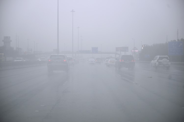 ضباب أدى إلى انخفاض الرؤية الأفقية 	(قاسم باشا)