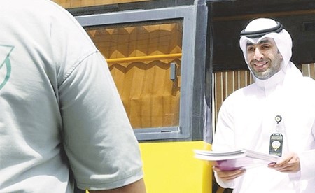 «التربية»: توزيع الكتب الدراسية على الطلبة في منازلهم مستمر خلال عطلة نهاية الأسبوع
