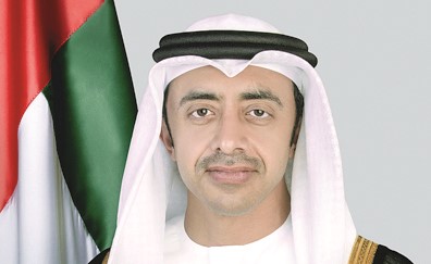 عبدالله بن زايد: تضامن كامل مع الكويت في كل ما تتخذه من إجراءات لحماية أمنها وسيادتها