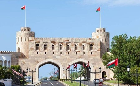 «الخارجية العمانية»: ندعو لوقف الحرب في المنطقة والعودة إلى الحوار والدبلوماسية