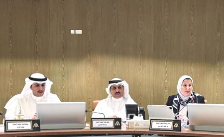 الفارسي: تنسيق بين عدة جهات لدراسة إنشاء هيئة لشؤون النقل العام