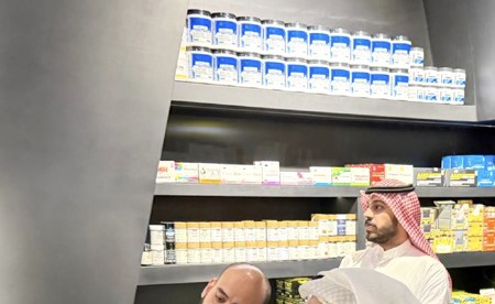 «التجارة» تضبط مخالفات في نوادٍ صحية ومحال مكملات غذائية.. وإغلاق نادٍ يعمل دون ترخيص