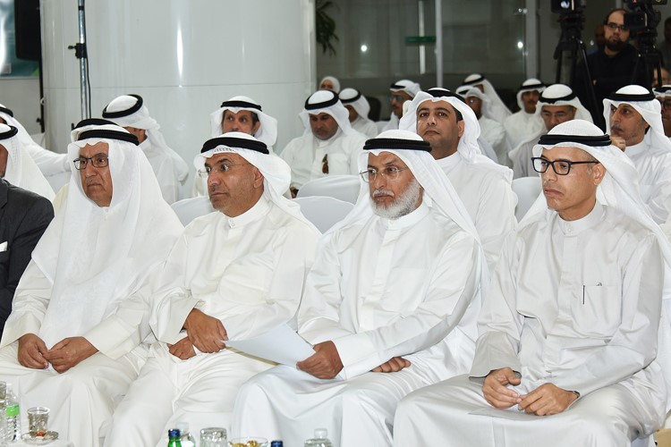 مساهمو بيت التمويل يجددون الثقة بمجلس الإدارة.. وتزكية حمد المرزوق رئيسا وعبدالعزيز النفيسي نائبا