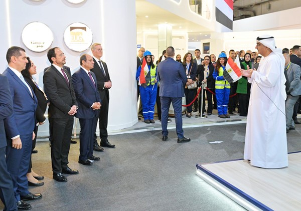 السيسي يدعو الشركات العاملة في مجال الطاقة ببذل مزيد من الجهد لزيادة الإنتاج