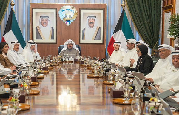 مجلس الوزراء أعرب عن إدانته واستنكاره الشديدين لاستهداف البنية التحتية المدنية الحيوية في البلاد