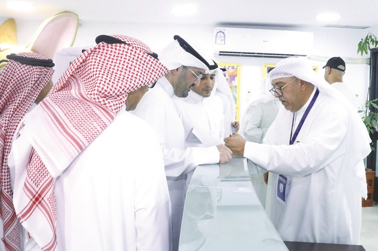 تقييم أسبوعي لدراسة إمكانية استئناف النشاط الرياضي