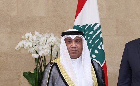 الرئيس اللبناني تسلّم أوراق اعتماد سفيرنا لدى لبنان