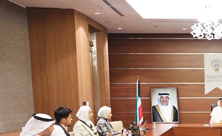 وزير التربية بحث مع ممثلي المدارس الأجنبية مستجدات المرحلة الراهنة والتحديات المرتبطة بها
