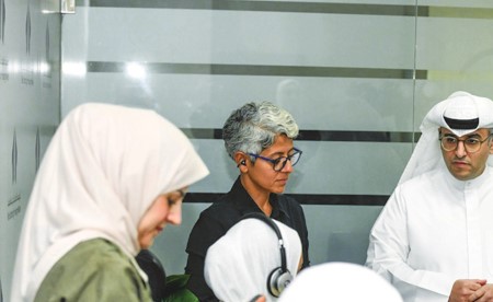 وزير الإسكان دشّن المرحلة الثانية من خدمة الاتصال المرئي لإنجاز معاملات «الرعاية السكنية» عبر «سهل»