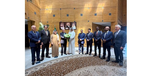 إشادة عربية بجهود السعودية في تسهيل عبور المقيمين ودعم الكويت