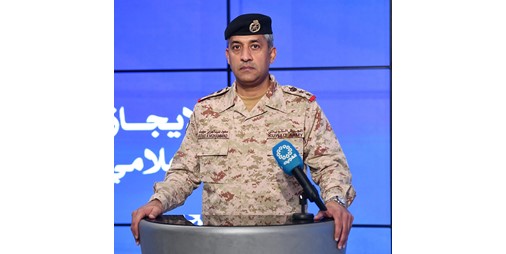 «الدفاع»: رصد 8 صواريخ باليستية و19 مسيّرة والتعامل معها خلال الـ24 ساعة الماضية