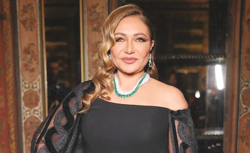 ليلى علوي تحصد جائزة «إيزيس» للإنجاز